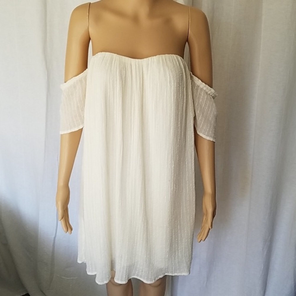 BNWT O’Neill Cream Dress